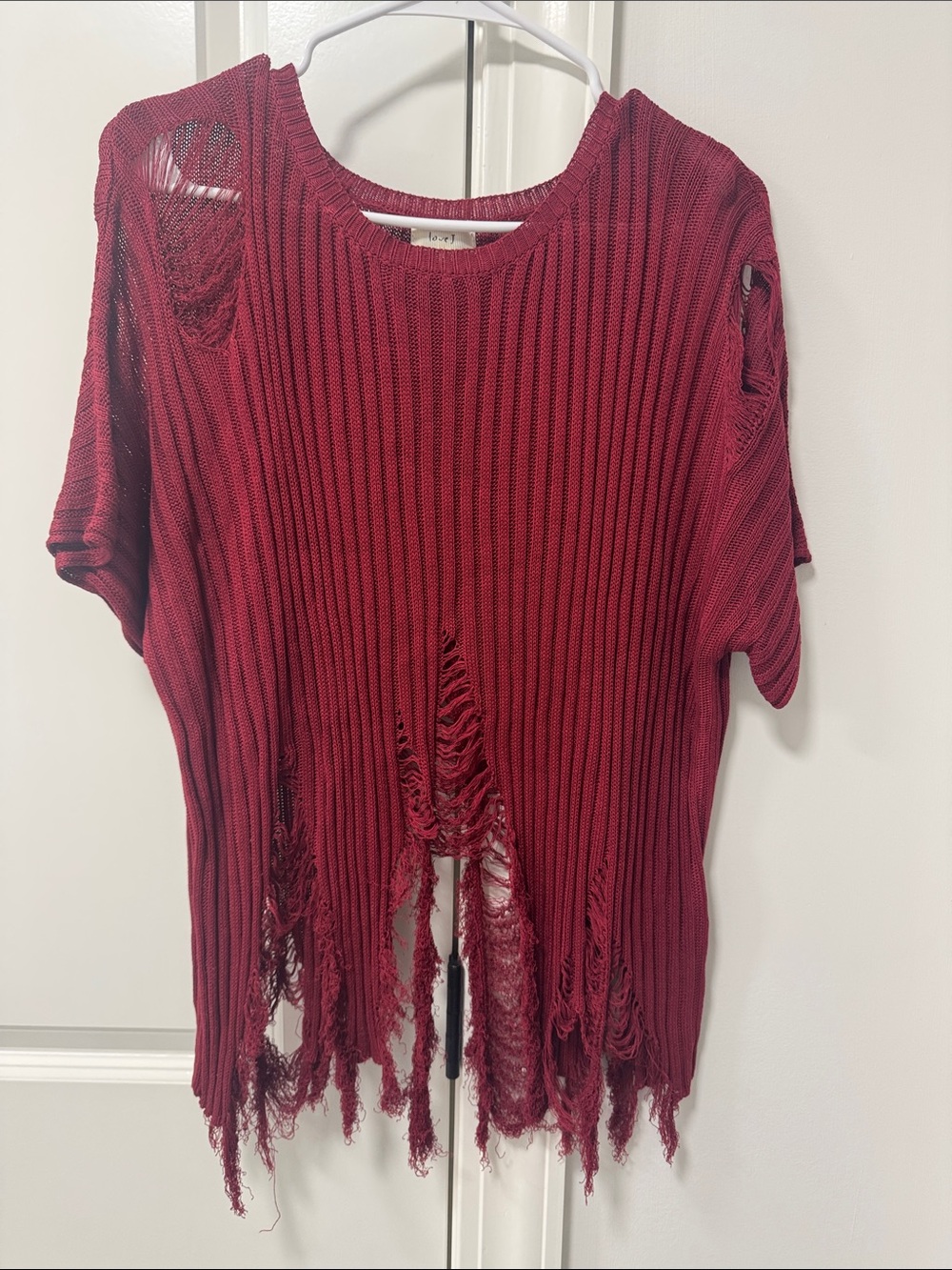 Distressed Ribbed Knit Short-Sleeve Top - Burgundy